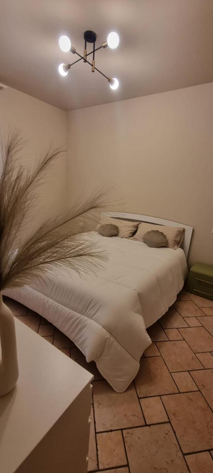 Hoya Apartment Сирмионе Экстерьер фото