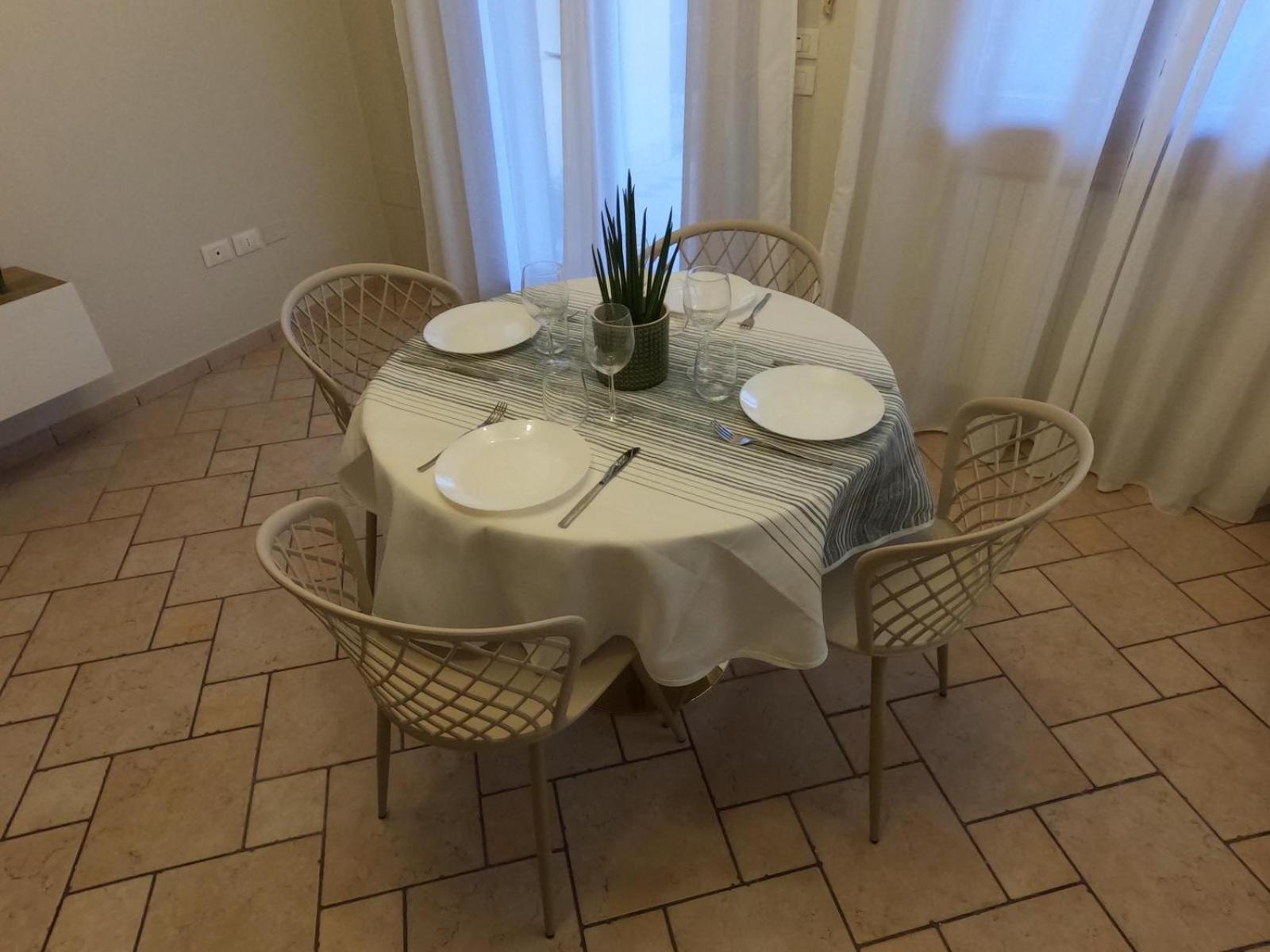 Hoya Apartment Сирмионе Экстерьер фото